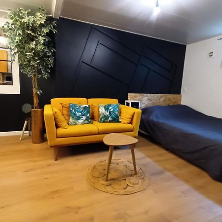 Appartement Tout Confort Le Fresne-Camilly Exteriör bild