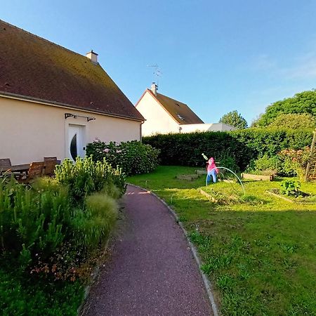 Appartement Tout Confort Le Fresne-Camilly Exteriör bild
