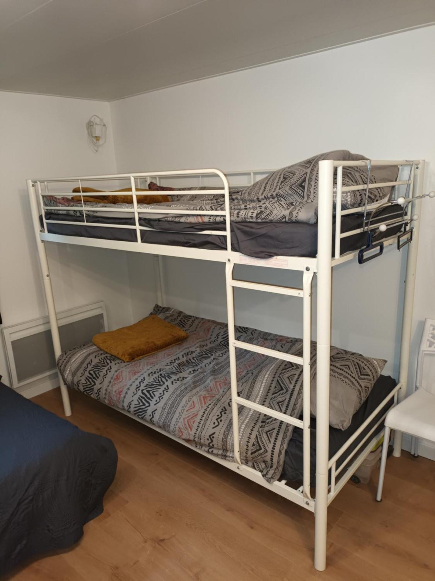Appartement Tout Confort Le Fresne-Camilly Exteriör bild