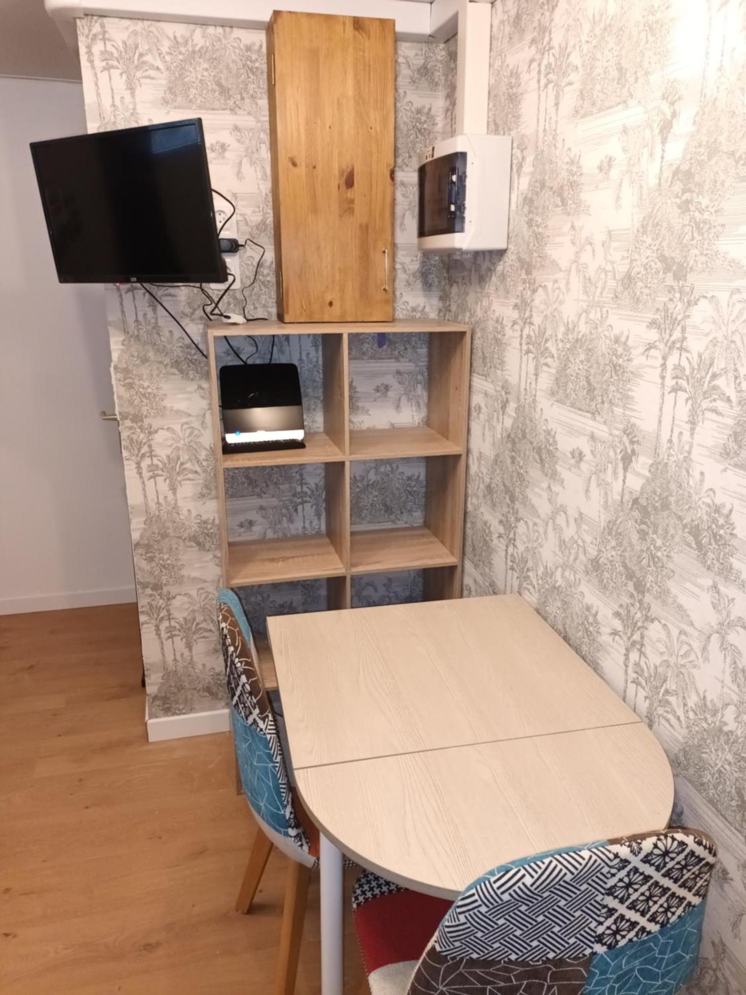 Appartement Tout Confort Le Fresne-Camilly Exteriör bild
